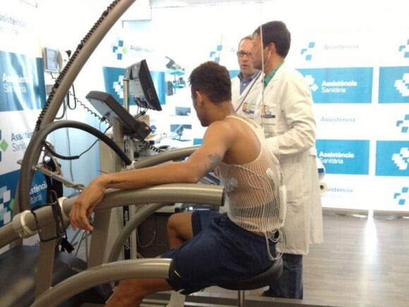 Neymar passou por uma bateria de exames no 'Neymar Day'