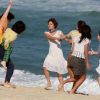 Sophie Charlotte, Caio Blat e Maria Ribeiro rodam filme em praia do Rio, nesta quarta-feira, 27 de maio de 2015