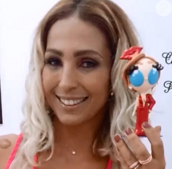 Dona do hit 'Beijinho no Ombro', Valesca escolheu o sucesso 'Azul da Cor do Mar', do cantor Tim Maia, como trilha sonora para o vídeo de 15 segundos