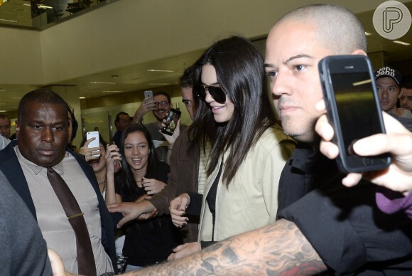 Kendal Jenner causou tumulto no aeroporto de Guarulhos