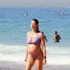Luana Piovani disse que pretende engordar apenas 12 kg ao longo da gestação: 'Voltei a fazer musculação, a nadar e caminhar na areia'