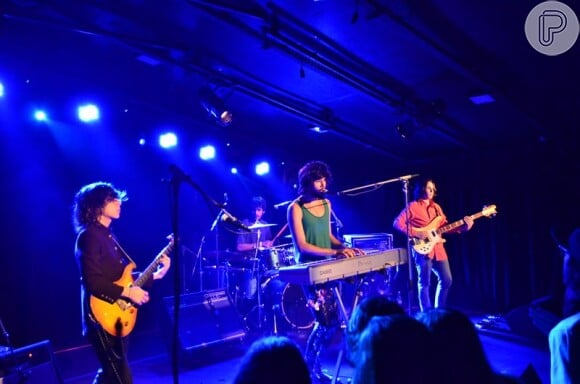 A banda Dônica fez o show de lançamento do primeiro álbum na noite desta terça-feira, 9 de junho de 2015