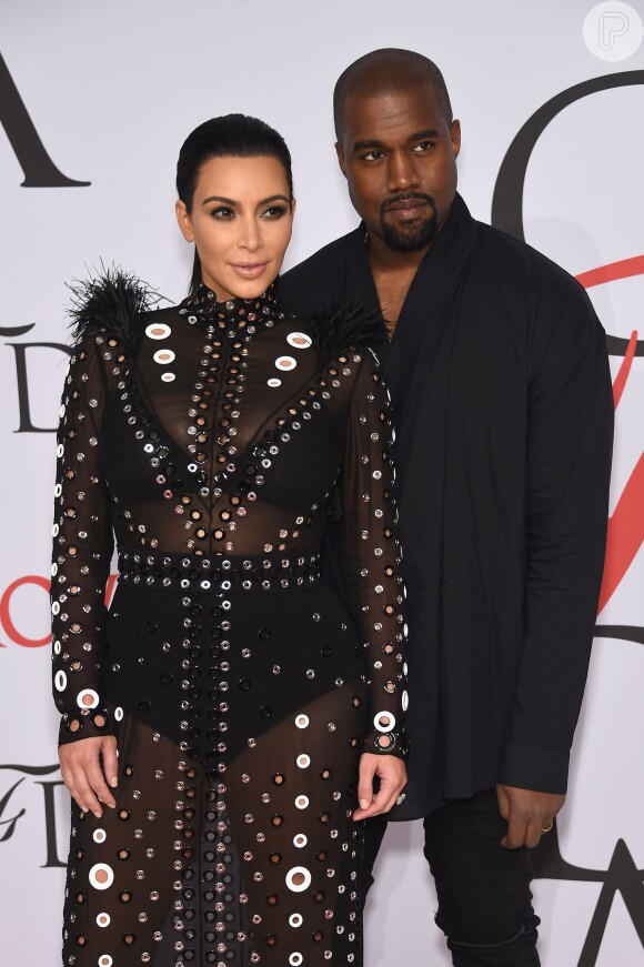 Kim Kardashian e Kanye West, segundo a publicação, estão radiantes com a notícia pois queriam mesmo um casal