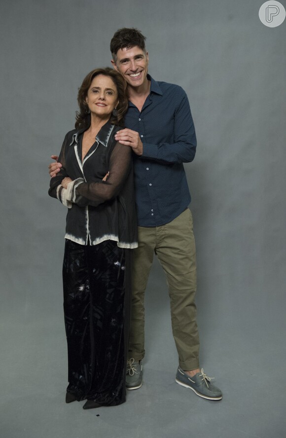 Reynaldo Gianecchini e Marieta Severo trabalharam juntos pela primeira vez em 'Laços de Família'. Quinze anos depois os atores estão contracenando em 'Verdades Secretas'