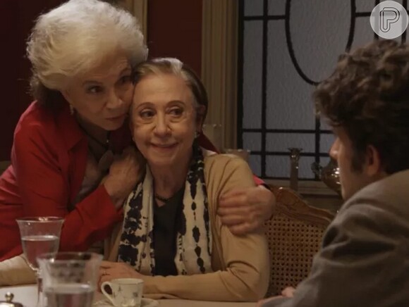 Teresa (Fernanda Montenegro) aconselha Rafael (Chay Suede) a denunciar Guto (Bruno Gissoni), na novela 'Babilônia'