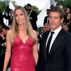 Antonio Banderas e a namorada, Nicole Kimpel, no Festival de Cannes 2015