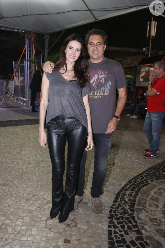 Lisandra Souto e o namorado, Gustavo Fernandes no evento 'Circo Voador - Exagerado 30 Anos'
