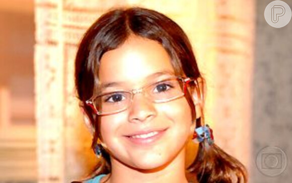 Aos 11 anos, Bruna Marquezine viveu a inteligente Lurdinha em 'Cobras & Lagartos', em 2006