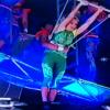 Ticiane Pinheiro toma coragem e se aventura no trapézio no 'Programa da Tarde'