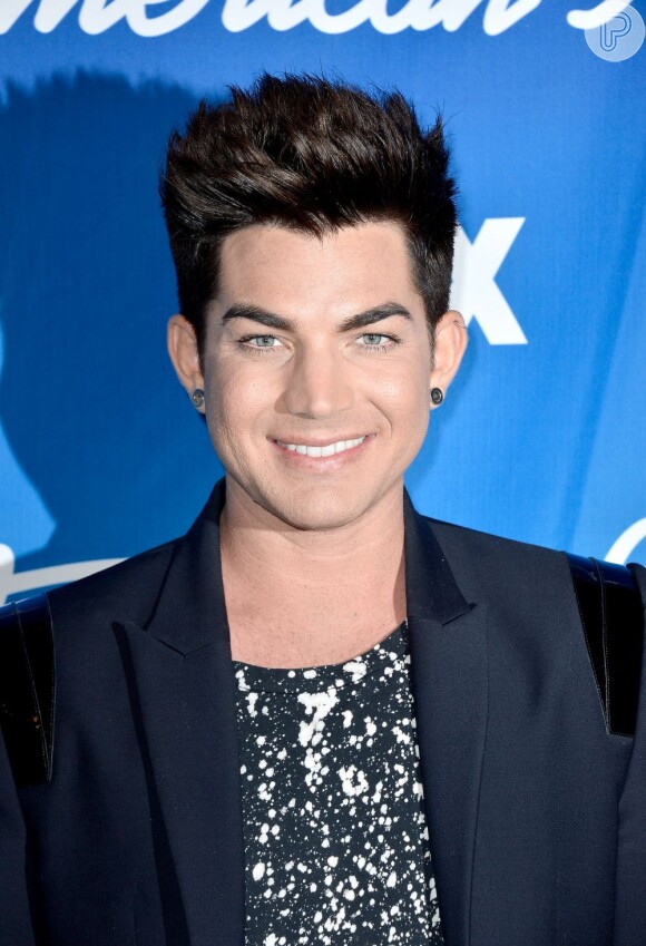 Adam Lambert é cantor e ganhou notoriedade no programa 'American Idol'
