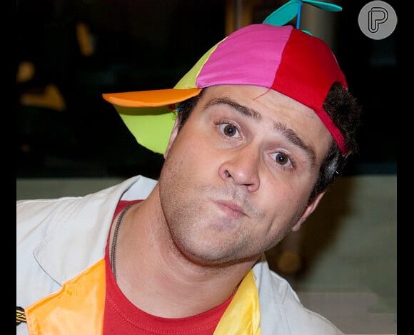 O humorista Marcelo Ié Ié é a mais nova celebridade a integrar o time de 'A Fazenda 8'