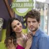 Mari (Bruna Marquezine) e Benjamin sofrem uma sabotagem no Cebola Brava, mas conseguem reabrir o restaurante e convidam um crítico de gastronomia para uma degustação, na novela 'I Love Paraisópolis', em 21 de setembro de 2015