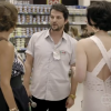 Marcelo Serrado ficou todo se querendo para o lado de Sueli (Andréa Beltrão) e Fátima (Fernanda Torres) no supermercado