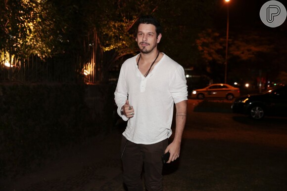 Ex-marido de Cleo Pires, João Vicente de Castro foi à festa de aniversário da atriz, que aconteceu no Rio nesta sexta-feira, 2 de outubro de 2015