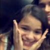 Protagonista de 'I Love Paraisópolis' brinca com a irmã em vídeo