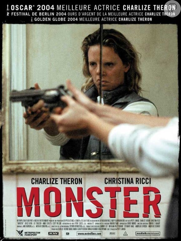 Em 'Monster', de 2003, Charlize dá vida à ex-prostituta e assassina Aileen Wuornos. Foi com essa atuação que a estrela ganhou o Oscar de Melhor Atriz em 2004