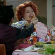 Ricardo Linhares, autor de 'Saramandaia', conta os motivos da explosão de Dona Redonda (Vera Holtz): 'Ela vai explodir não só porque passa a devorar todas as comidas que vê pela frente, mas também porque é maldosista'