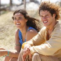 José Loreto sobre par romântico com a namorada em 'Flor do Caribe': 'Um susto'