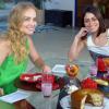 No 'Estrelas' deste sábado, 17 de agosto de 2013, Carol Castro recebe Angélica para um café da manhã em sua casa. A atriz dá dicas para um corpo sequinho: 'Cortei o glúten e a lactose do cardápio'