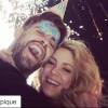 Shakira compartilhou uma foto na hora da virada ao lado do marido, Gerard Piqué