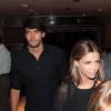 Kaká foi visto com sua suposta namorada, Vanessa Ribeiro, ao sair de um teatro, em São Paulo