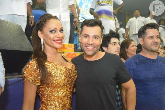 Rodrigo Santanna e Ana Paula Evangelista - que chamou atenção com um vestido dourado mostrando sua excelente forma