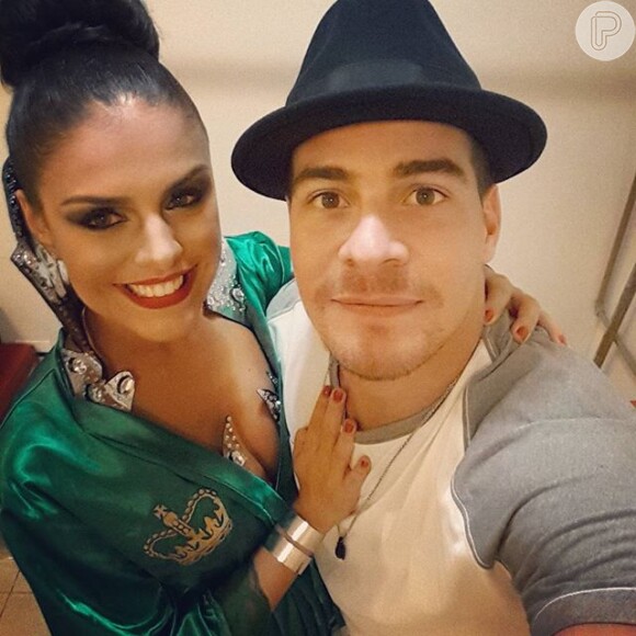 O namorado da atriz, o ator Thiago Martins, vai acompanhá-la na Sapucaí