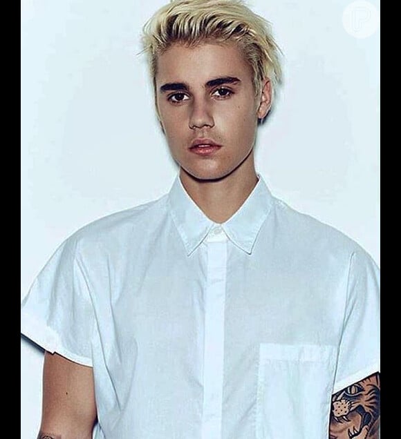 Justin Bieber foi entrevistado pela rádio 'The Bert Show' e quando questionado sobre um susposto affair com Kourtney Kardashian, ele desconversou sobre o assunto