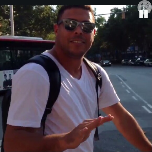 Ronaldo publica vídeo andando de bicicleta em Barcelona, na Espanha