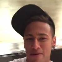 Neymar, Ivete Sangalo e mais famosos imitam ganso em novo clipe do Tirullipa