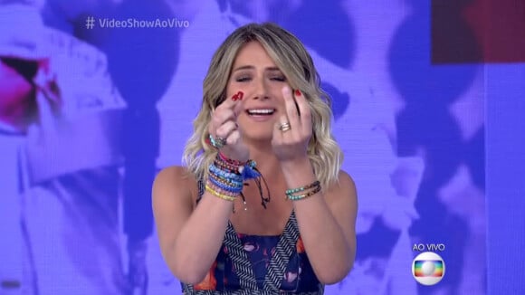 Giovanna Ewbank perde unha postiça na TV e Otaviano Costa brinca: 'Foi praga'