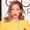 Jennifer Lopez chegou poderosa ao tapete vermelho do Globo de Ouro