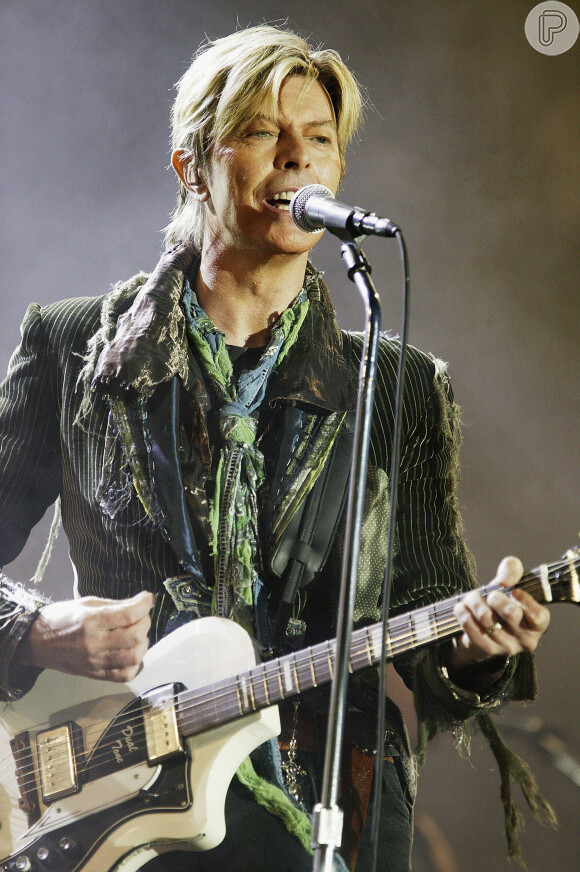 David Bowie era conhecido como o camaleão do rock
