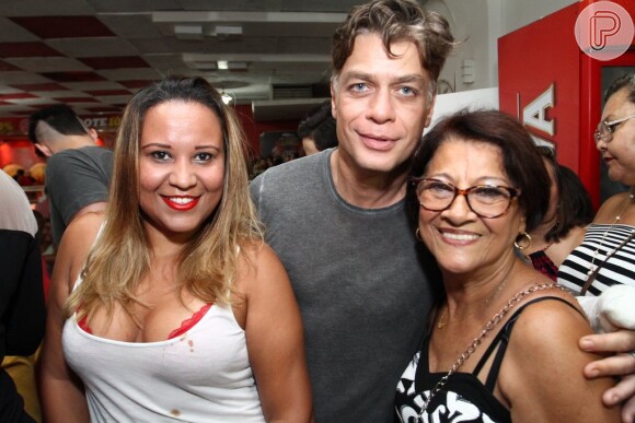 Sábado de muito samba na quadra do Salgueiro, às vésperas do Carnaval