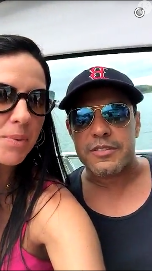 Zezé Di Camargo e Graciele Lacerda curtem passeio de lancha com Eduardo Costa