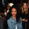 'Rihanna chegou com a Cara Delevingne e foi comprimentar o Leonardo DiCaprio', acrescentou pessoa próxima ao ator