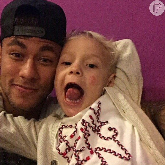 Neymar sempre posta momentos fofos com o filho, Davi Lucca, de 4 anos