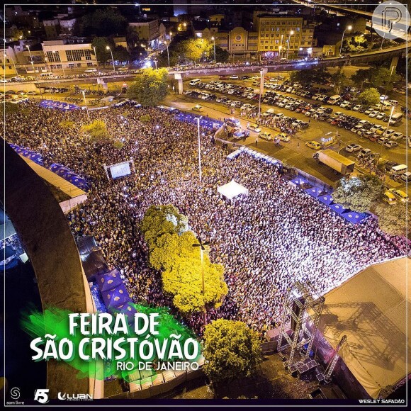 Tinha gente até no viaduto próximo à Feira de São Cristóvão, no Rio, para assistir ao show de Wesley Safadão, nesta terça-feira, 19 de janeiro de 2016