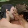 Adriana Esteves e Vladimir Brichta protagonizaram cenas quentes no filme 'Real Beleza'