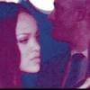Rihanna e Leonardo foram flagrados aos beijos