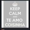 De acordo com o jornal 'Extra', Xandinho postou uma foto com a mensagem 'Keep calm and Te amo, coisinha'