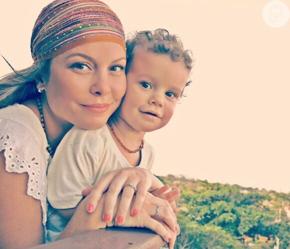 Bárbara Borges completa 37 anos nesta terça-feira, 26 de janeiro de 2016. A mãe do pequeno Martin Bem, de 1 ano e 7 meses, revelou estar grávida do segundo filho: '12 semanas'