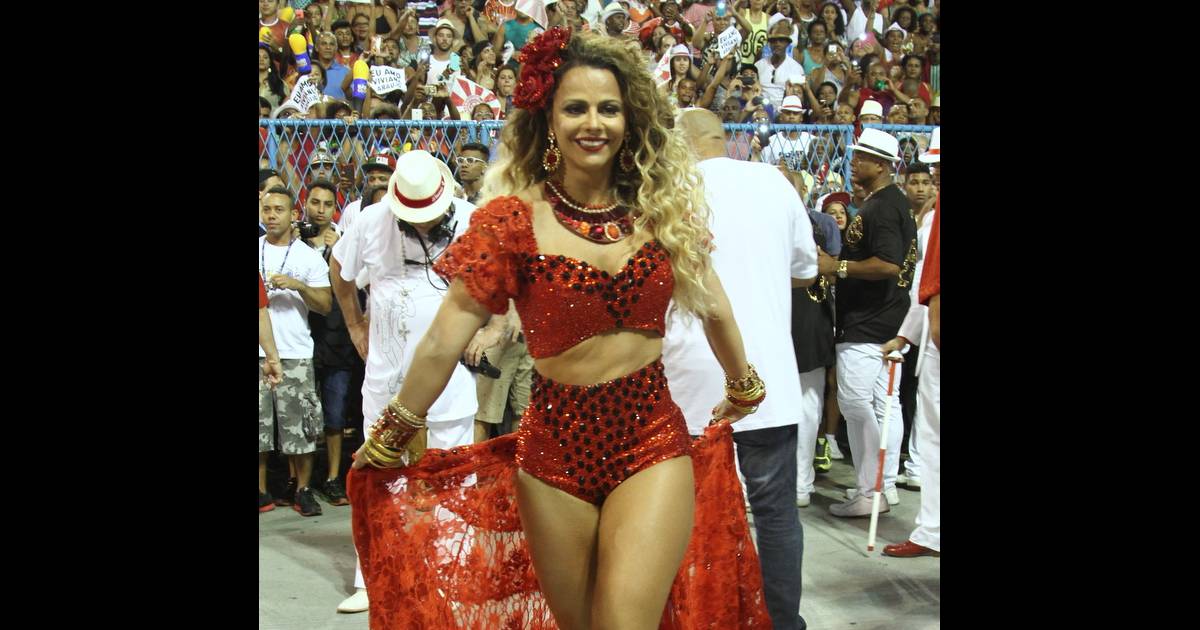 Viviane Araújo rebate críticas por homenagear entidade em ensaio do  Salgueiro - Purepeople