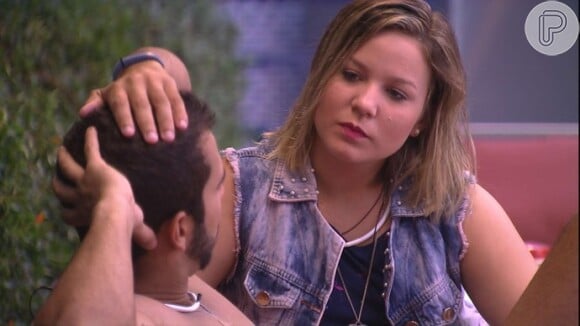 Matheus e Maria Claudia, do 'Big Brother Brasil 16', conversaram sobre o relacionamento dos dois
