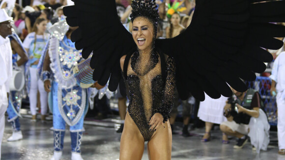 Sabrina Sato paga entre R$ 50 mil e R$ 80 mil em fantasias de Carnaval: 'Justo'