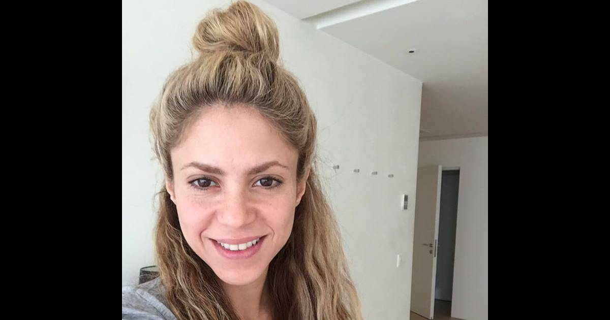 Shakira aparece em foto sem maquiagem no dia que completa 39 anos. Veja