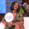 Rihanna brinca de 'Eu Nunca' em entrevista e revela que já mandou nudes