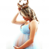 Jéssica Costa, filha do cantor Leonardo, fez um ensaio com o barrigão de grávida
