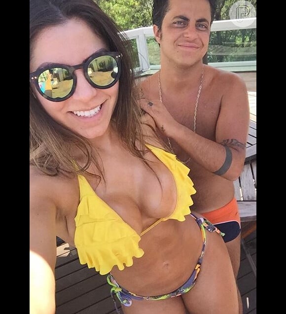 Thammy Miranda e Andressa Ferreira usaram a rede social para dizer que terminaram namoro de mais de dois anos de forma tranquila