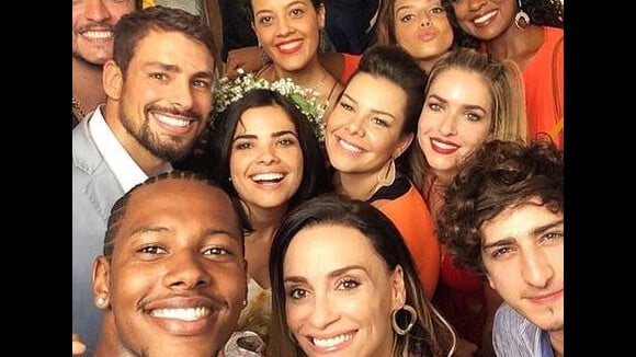 Cauã Reymond e elenco de 'A Regra do Jogo' gravam no sábado: 'O Carnaval é aqui'